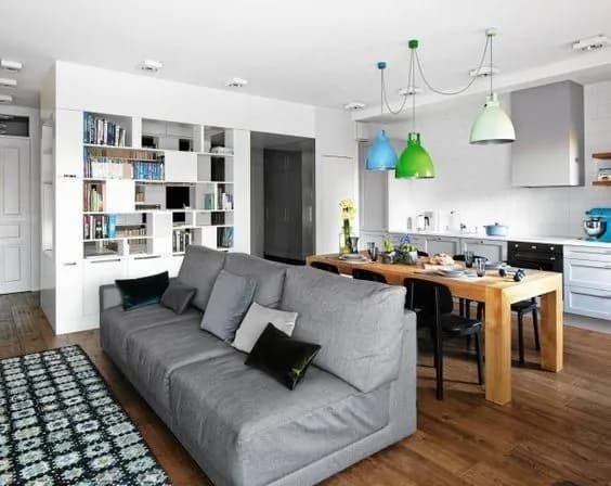 Jak podzielić salon na dwa pokoje? Sprytne sposoby na funkcjonalne wnętrze Jak podzielić salon na dwa pokoje? Sprytne sposoby na funkcjonalne wnętrze