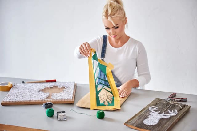 Jak zrobić obraz z gwoździ i nici - proste kroki do pięknej sztuki Jak zrobić obraz z gwoździ i nici - proste kroki do pięknej sztuki