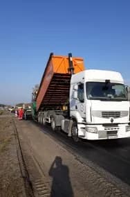 Ile kosztuje wywrotka żwiru? Sprawdź ceny i uniknij wysokich kosztów Ile kosztuje wywrotka żwiru? Sprawdź ceny i uniknij wysokich kosztów